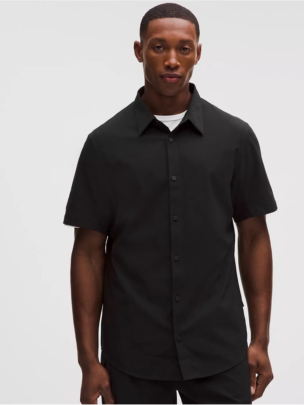 Lululemon Airing Easy Short Sleeve Button Down Shirt Black size XL Performance